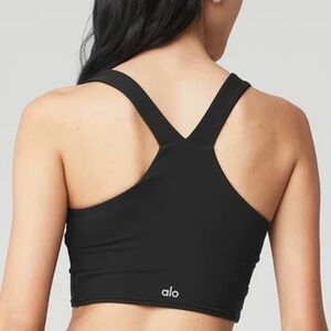 ALO Yoga Airbrush Real Bra Tank in black Size M